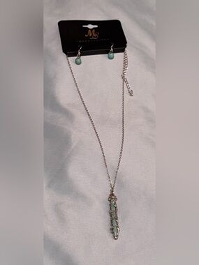 NEW Delicate Silver Chain Necklace with Turquoise Pendant & Matching Earrings